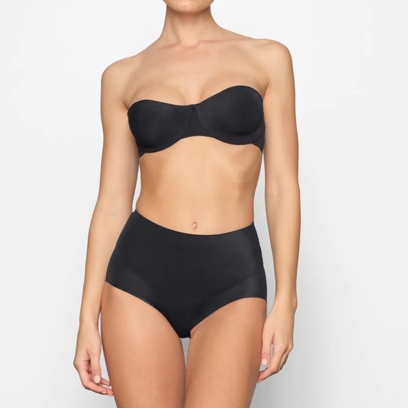 Skims 34D SMOOTHING INTIMATES SMOOTHING STRAPLESS BRA Black Onyx  NWT - Picture 2 of 7